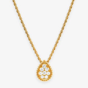 Lustrous Red Pearl Necklace