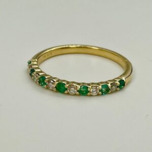 Gorgeous 0.25CTW Natural Diamonds & Colombian Emeralds Stackable Band in 10K