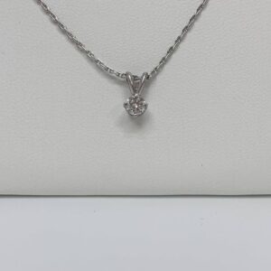 Pretty 14K White Gold Diamond Pendant Set in 0.30ctw