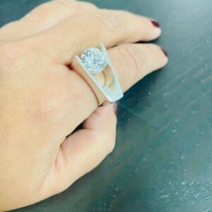 Trendy 925 Sterling Silver ring sets with 3.00 Carats Zsophia Diamond